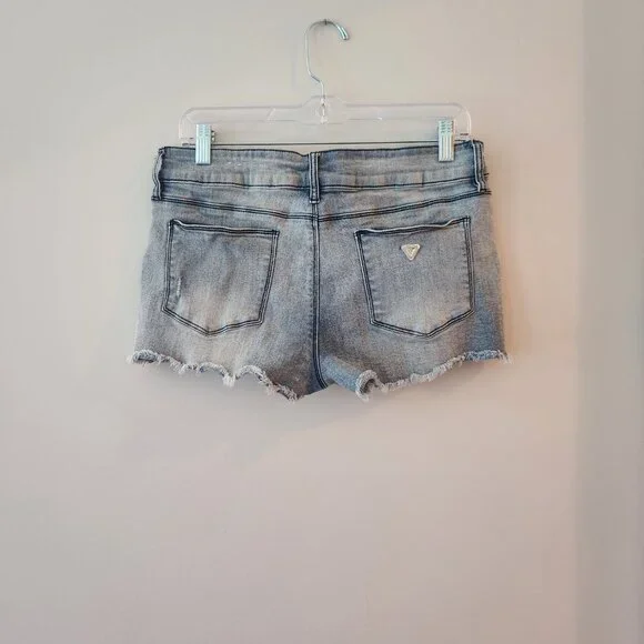 Guess distressed shorts - Picture 2 of 6